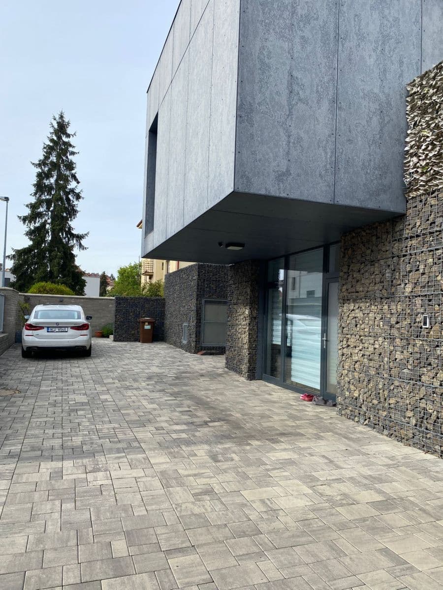 Pronájem bytu 5+kk 157 m², Révová, Praha, Praha Pronájem bytu 5+kk 157 m², Révová, Praha, Praha
