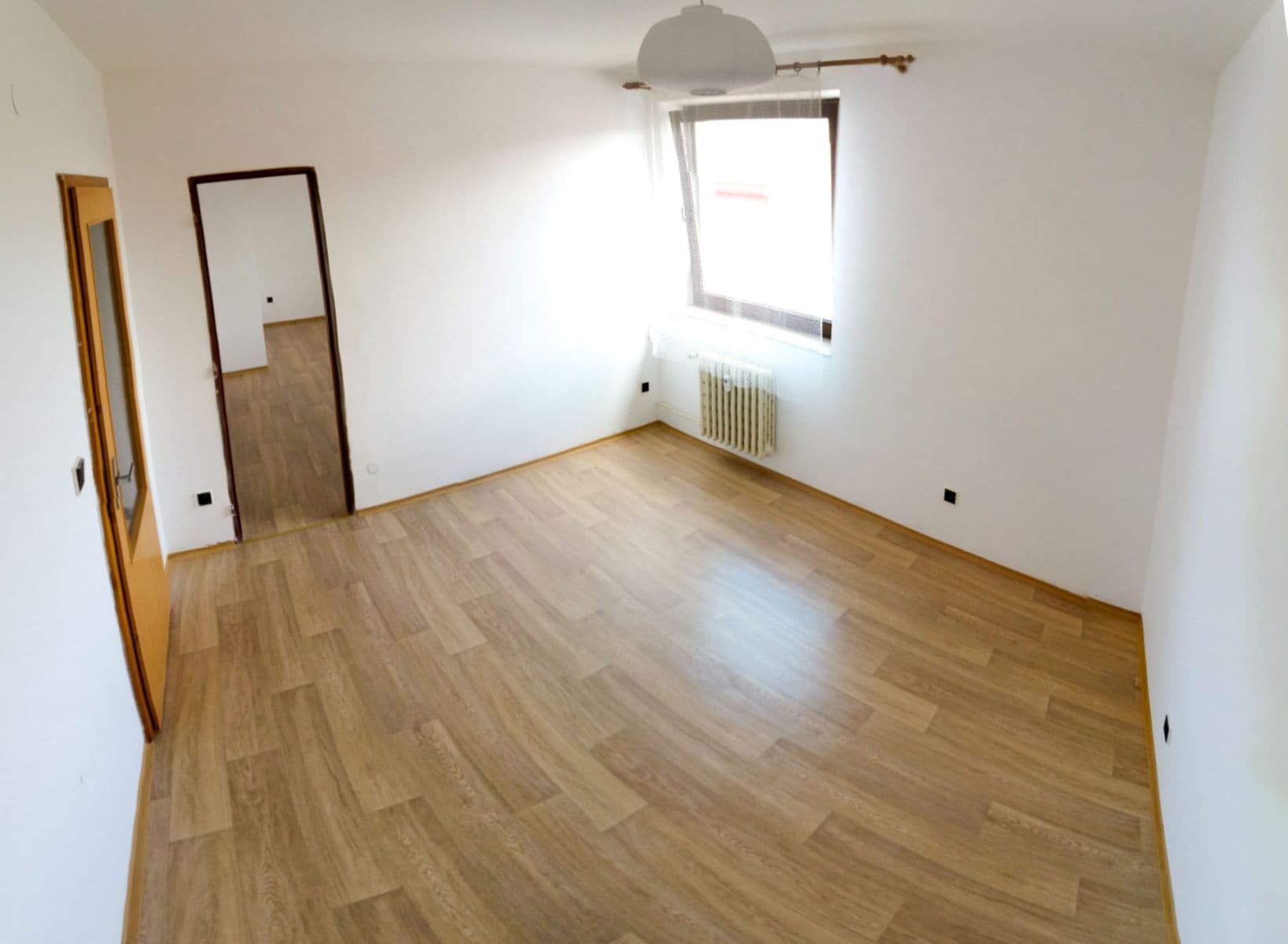 Pronájem bytu 3+1 74 m², Mírová, Golčův Jeníkov, Kraj Vysočina Pronájem bytu 3+1 74 m², Mírová, Golčův Jeníkov, Kraj Vysočina