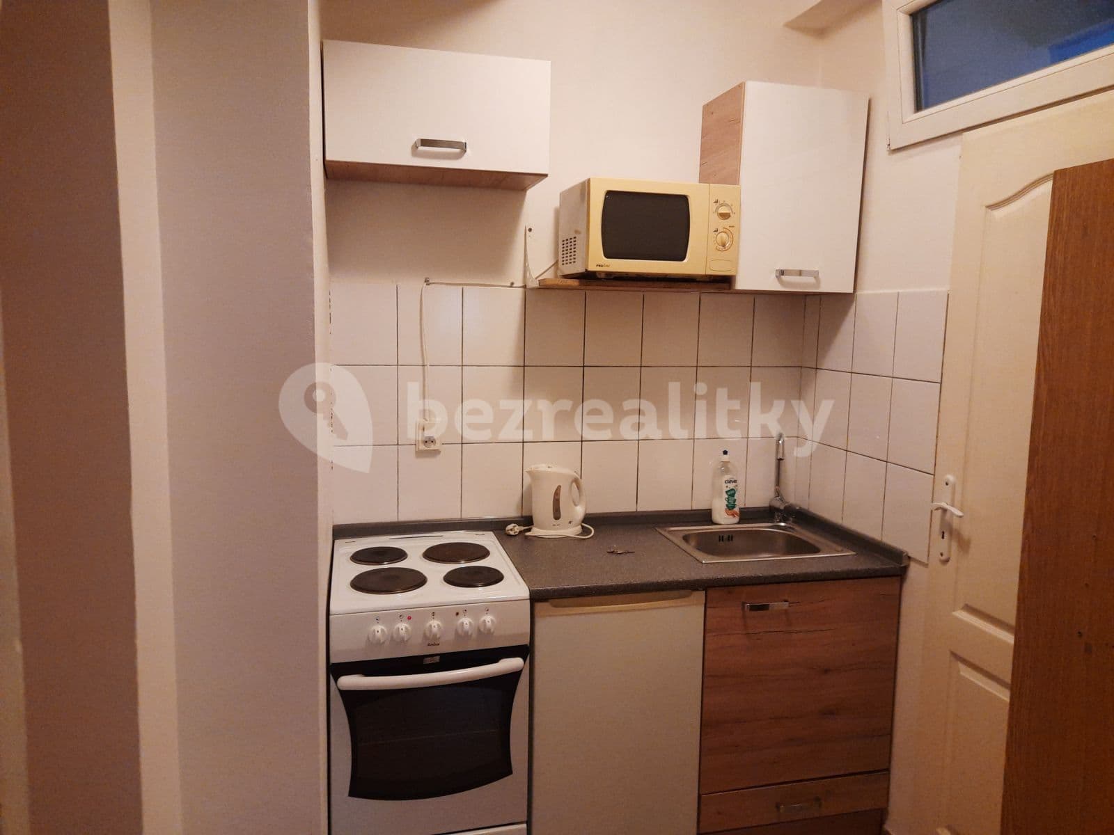 Pronájem bytu 1+kk 27 m², Přemyšlenská, Praha, Praha Pronájem bytu 1+kk 27 m², Přemyšlenská, Praha, Praha