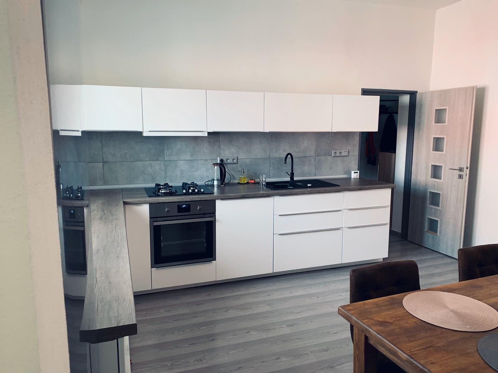 Pronájem bytu 3+1 102 m², Na Josefské, Ostrava, Moravskoslezský kraj Pronájem bytu 3+1 102 m², Na Josefské, Ostrava, Moravskoslezský kraj