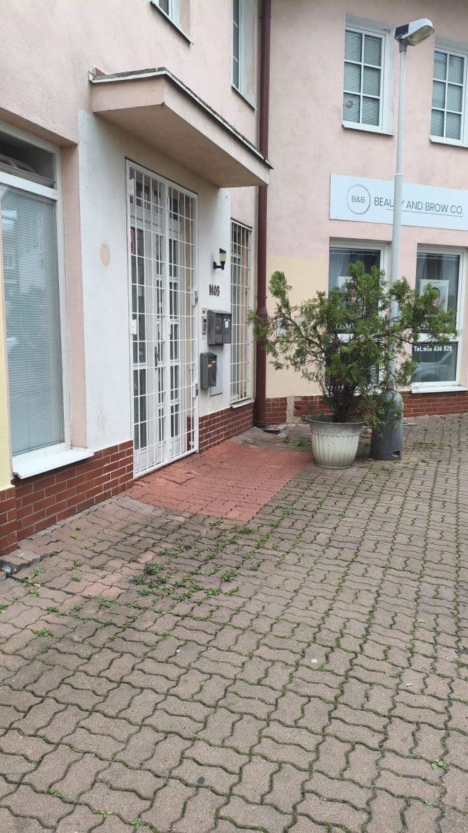 Pronájem nebytového prostoru 55 m², Pelušková, Praha, Praha Pronájem nebytového prostoru 55 m², Pelušková, Praha, Praha