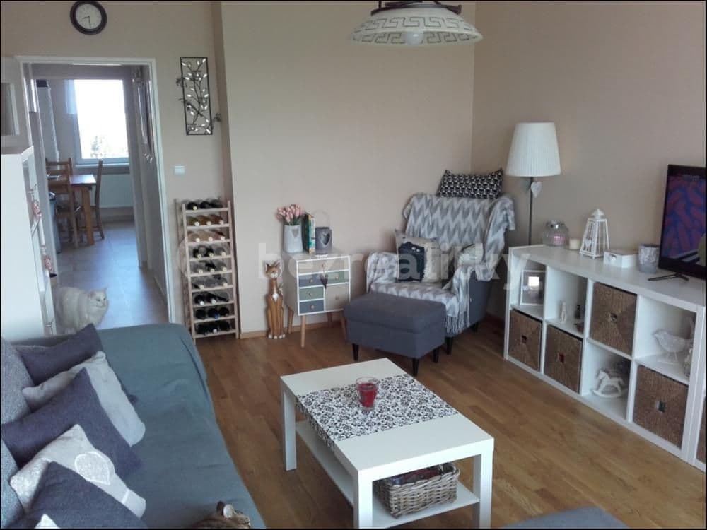 Pronájem bytu 3+1 80 m², Bratronice, Středočeský kraj Pronájem bytu 3+1 80 m², Bratronice, Středočeský kraj