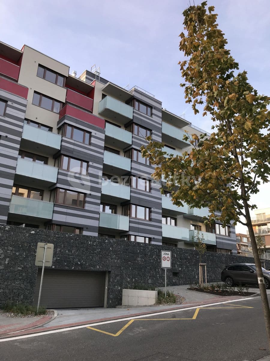 Pronájem bytu 2+kk 53 m², Pod Stolovou horou, Praha, Praha Pronájem bytu 2+kk 53 m², Pod Stolovou horou, Praha, Praha