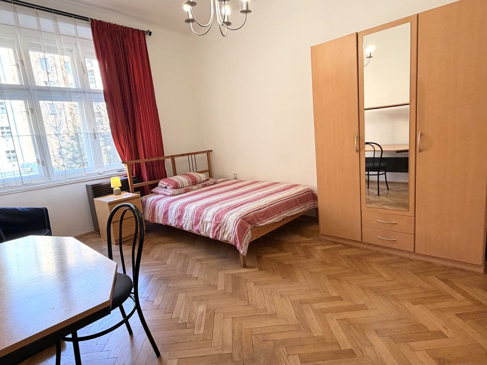 Pronájem bytu 4+kk 18 m², Biskupcova, Praha, Praha Pronájem bytu 4+kk 18 m², Biskupcova, Praha, Praha