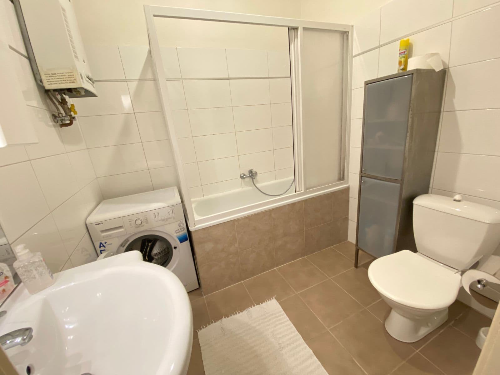 Pronájem bytu 4+kk 18 m², Biskupcova, Praha, Praha Pronájem bytu 4+kk 18 m², Biskupcova, Praha, Praha