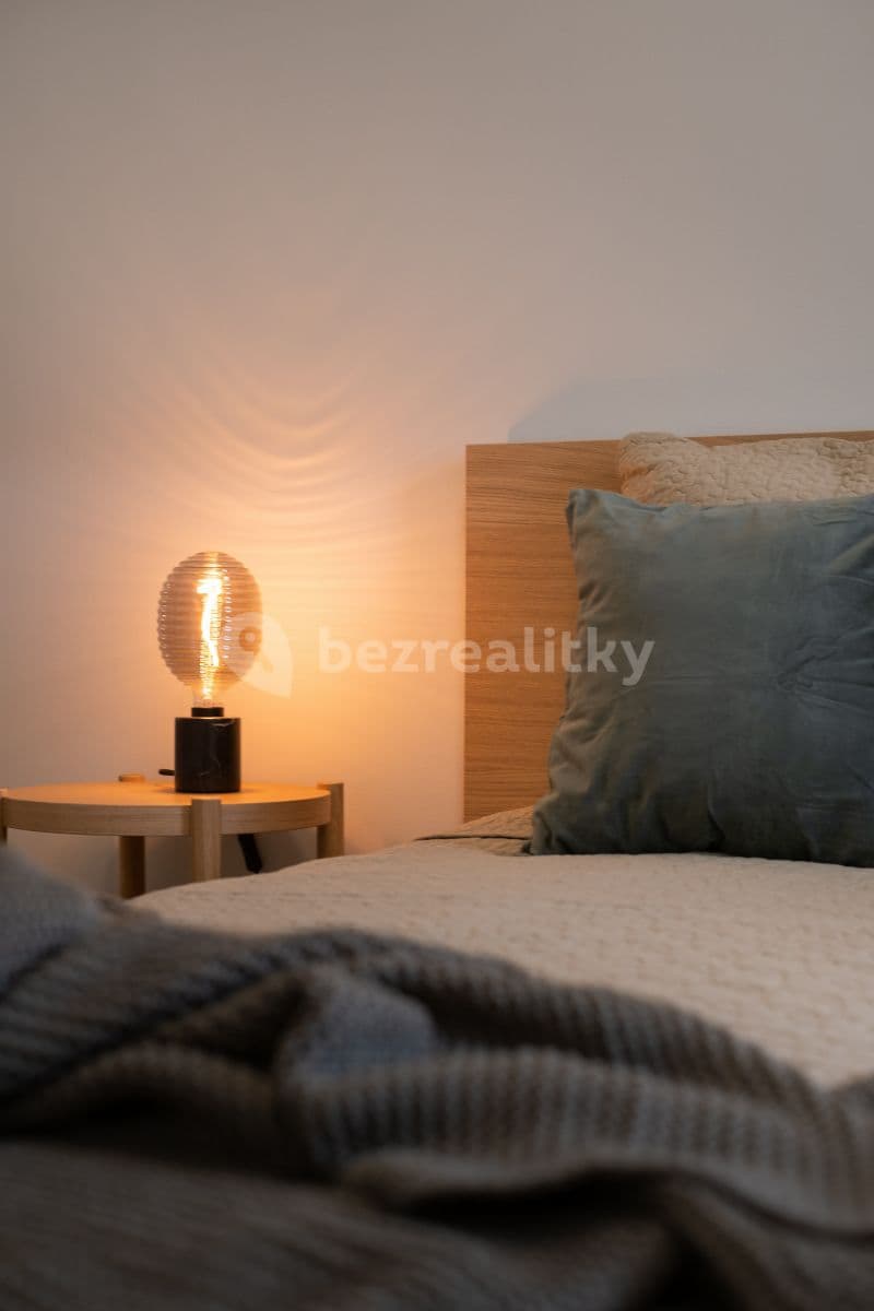 Pronájem bytu 3+kk 77 m², Březinova, Praha, Praha Pronájem bytu 3+kk 77 m², Březinova, Praha, Praha