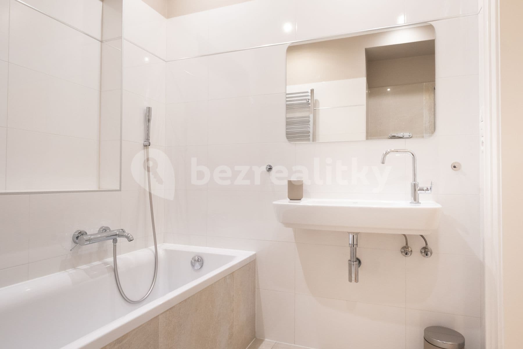 Pronájem bytu 3+kk 77 m², Březinova, Praha, Praha Pronájem bytu 3+kk 77 m², Březinova, Praha, Praha
