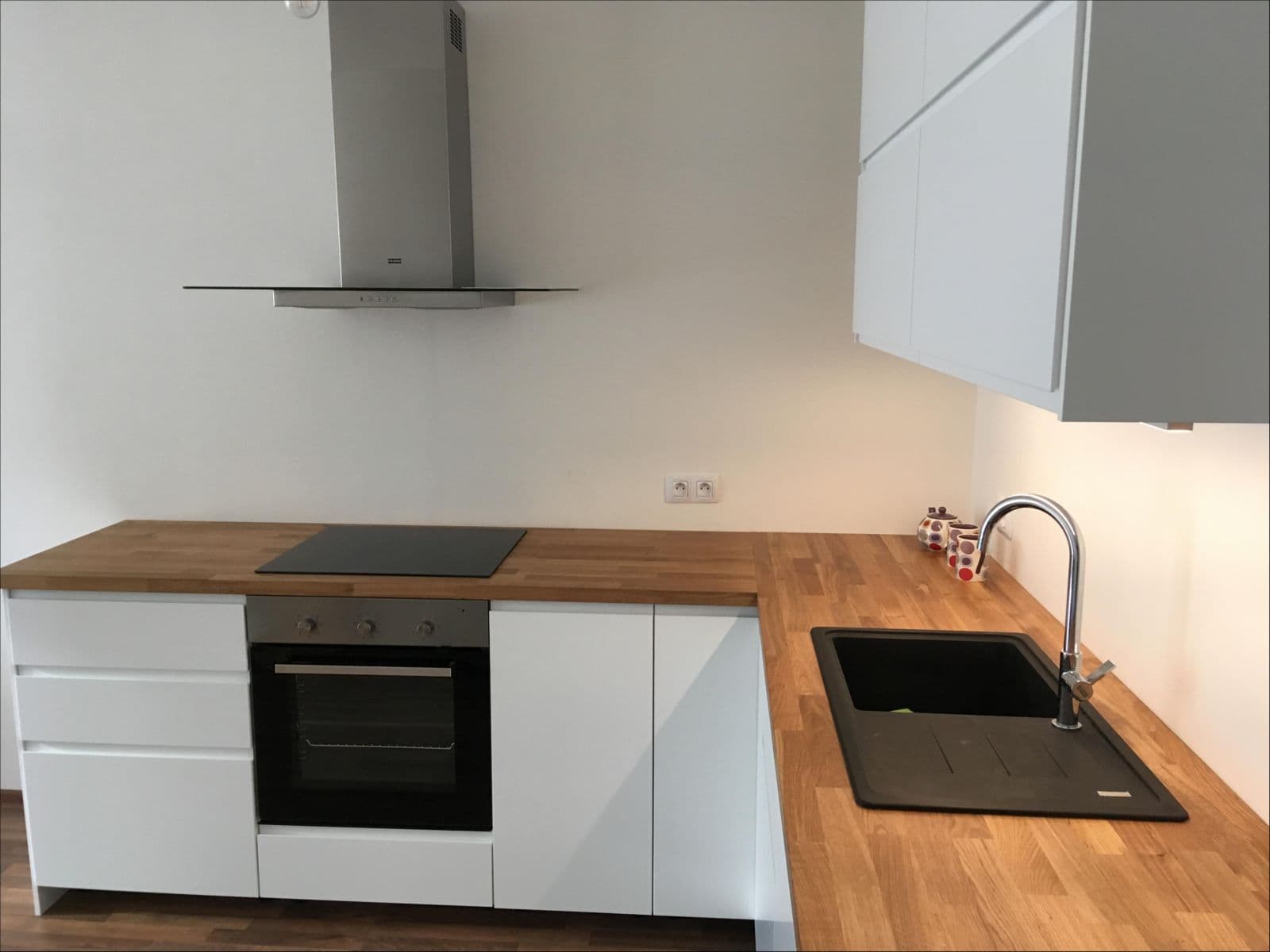 Pronájem bytu 1+kk 85 m², Františka Diviše, Praha, Praha Pronájem bytu 1+kk 85 m², Františka Diviše, Praha, Praha
