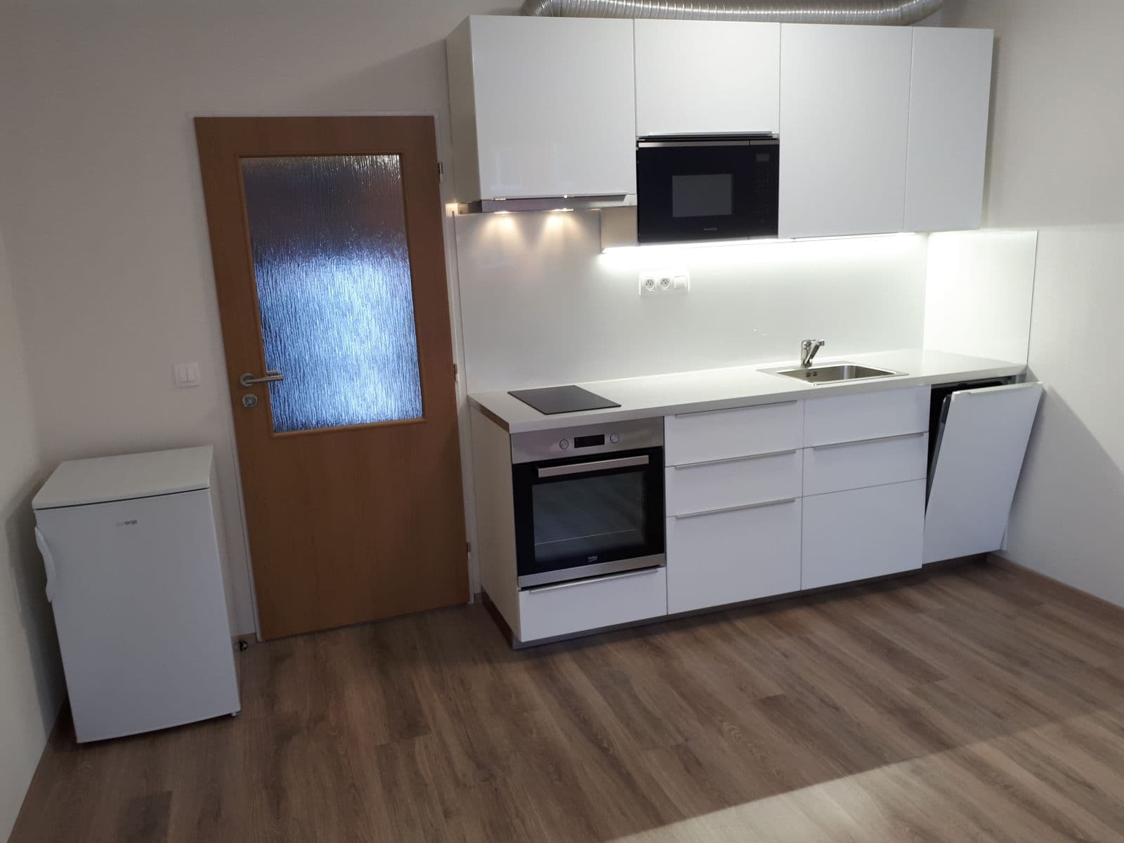 Pronájem bytu 1+kk 30 m², Bučkova, Brno, Jihomoravský kraj Pronájem bytu 1+kk 30 m², Bučkova, Brno, Jihomoravský kraj