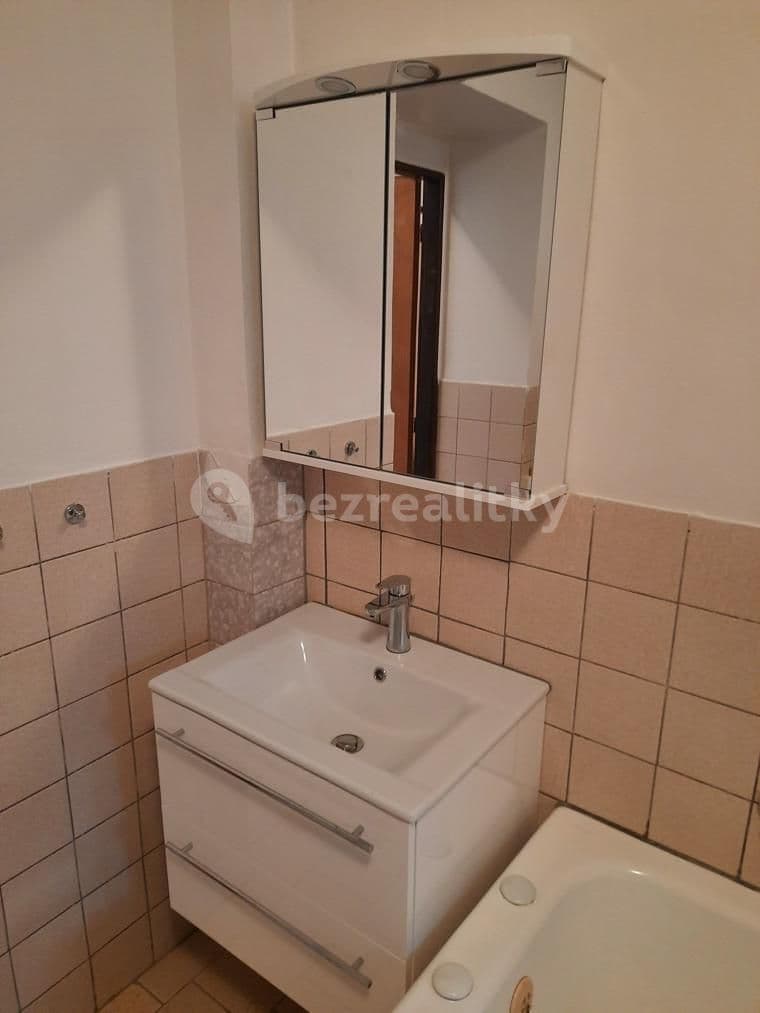 Pronájem bytu 2+1 80 m², Slivenecká, Praha, Praha Pronájem bytu 2+1 80 m², Slivenecká, Praha, Praha