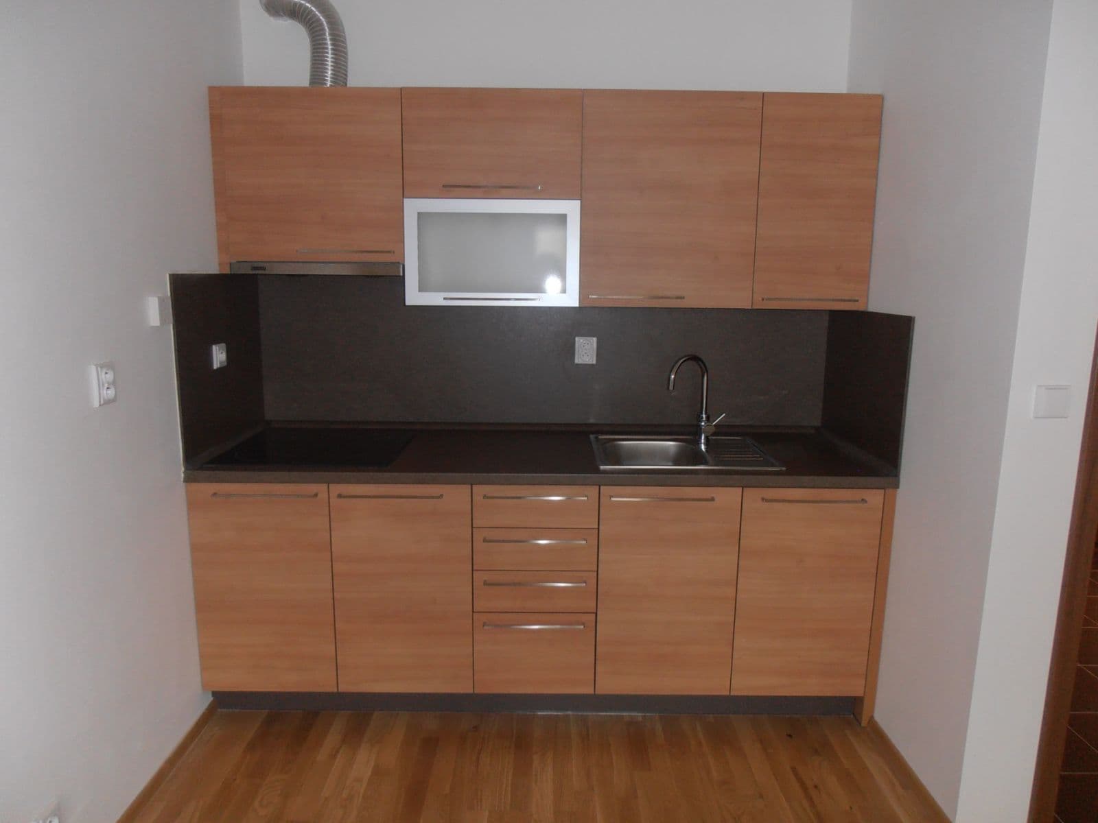 Pronájem bytu 2+kk 53 m², Čechova, Poděbrady, Středočeský kraj Pronájem bytu 2+kk 53 m², Čechova, Poděbrady, Středočeský kraj