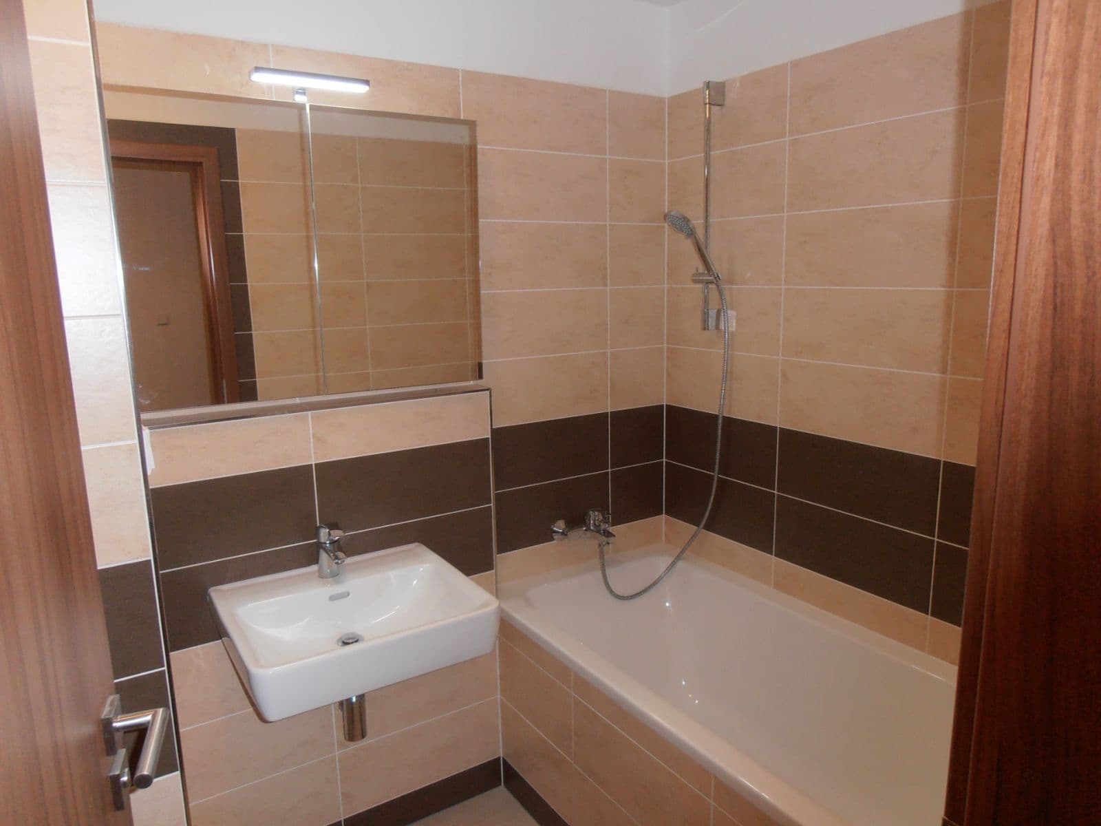 Pronájem bytu 2+kk 53 m², Čechova, Poděbrady, Středočeský kraj Pronájem bytu 2+kk 53 m², Čechova, Poděbrady, Středočeský kraj