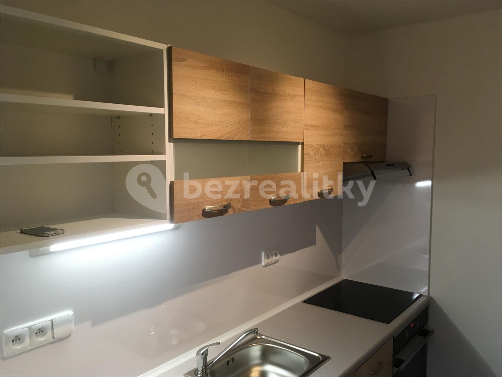Pronájem bytu 2+kk 46 m², Výletní, Praha, Praha Pronájem bytu 2+kk 46 m², Výletní, Praha, Praha