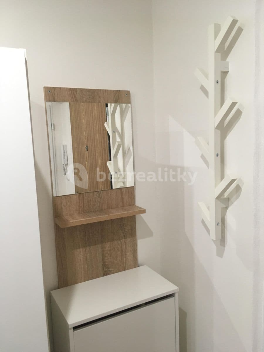 Pronájem bytu 2+kk 46 m², Výletní, Praha, Praha Pronájem bytu 2+kk 46 m², Výletní, Praha, Praha
