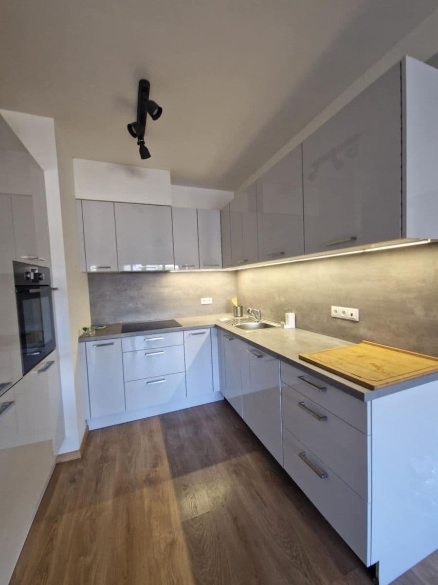 Pronájem bytu 2+kk 52 m², Nyklíčkova, Praha, Praha Pronájem bytu 2+kk 52 m², Nyklíčkova, Praha, Praha