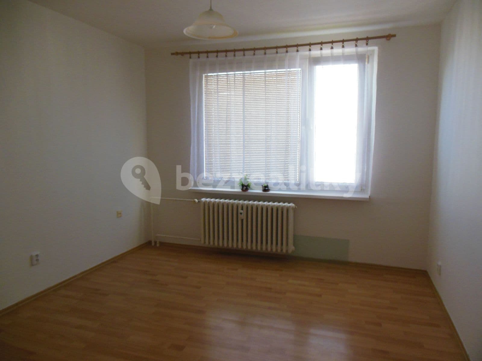 Pronájem bytu 1+1 35 m², Formánkova, Hradec Králové, Královéhradecký kraj Pronájem bytu 1+1 35 m², Formánkova, Hradec Králové, Královéhradecký kraj