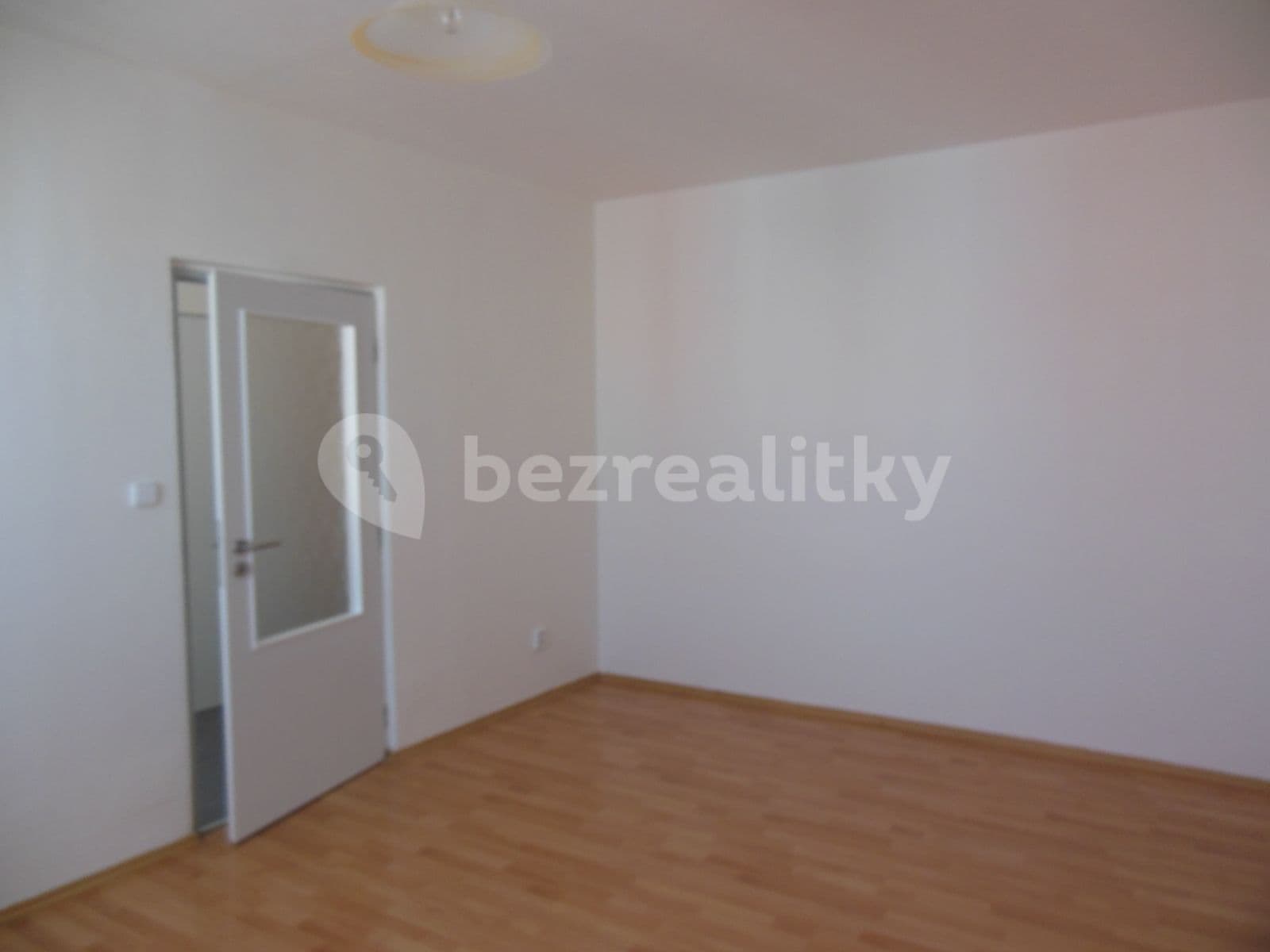 Pronájem bytu 1+1 35 m², Formánkova, Hradec Králové, Královéhradecký kraj Pronájem bytu 1+1 35 m², Formánkova, Hradec Králové, Královéhradecký kraj