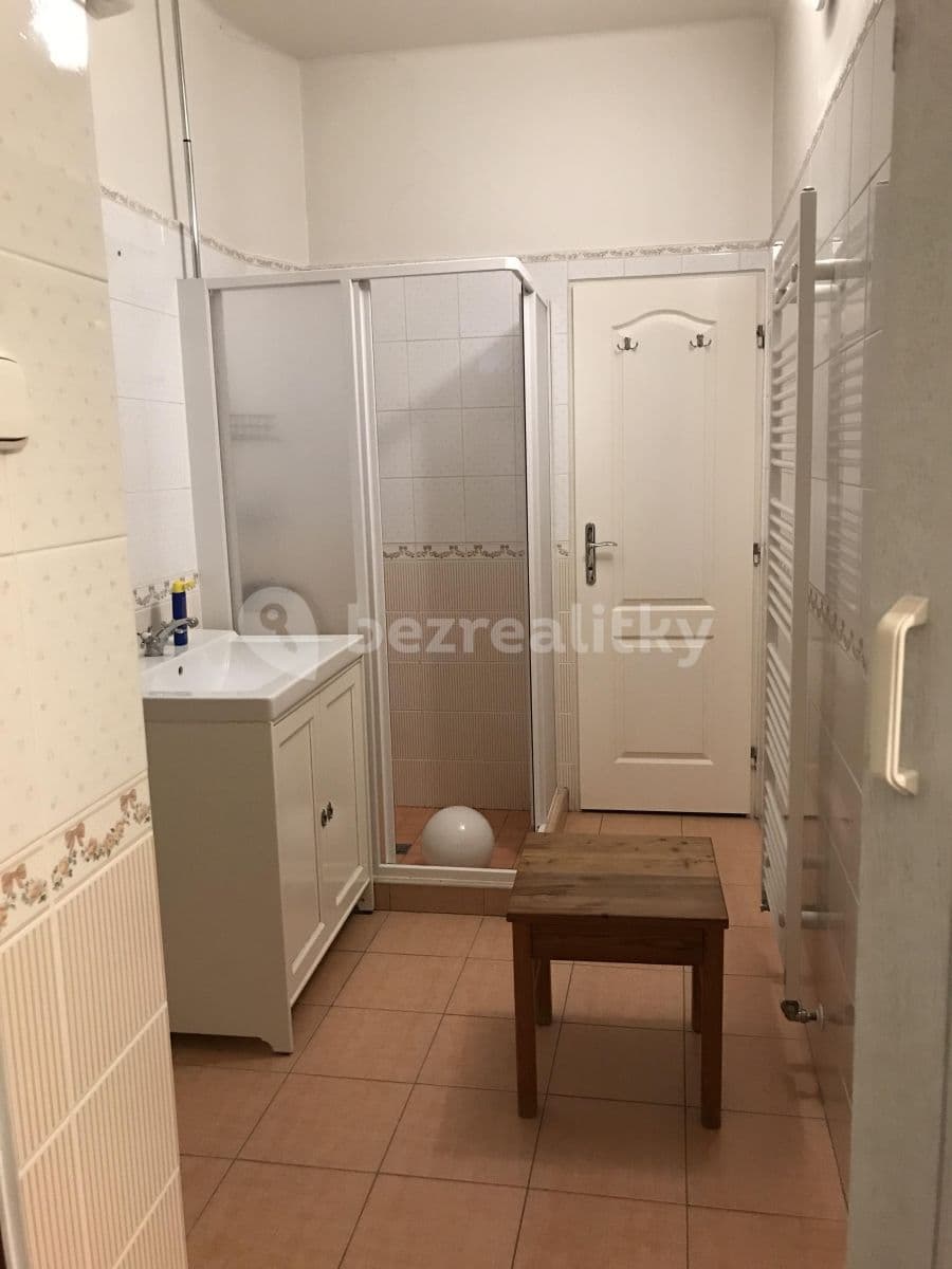 Pronájem bytu 3+kk 82 m², Komenského náměstí, Brandýs nad Labem-Stará Boleslav, Středočeský kraj Pronájem bytu 3+kk 82 m², Komenského náměstí, Brandýs nad Labem-Stará Boleslav, Středočeský kraj