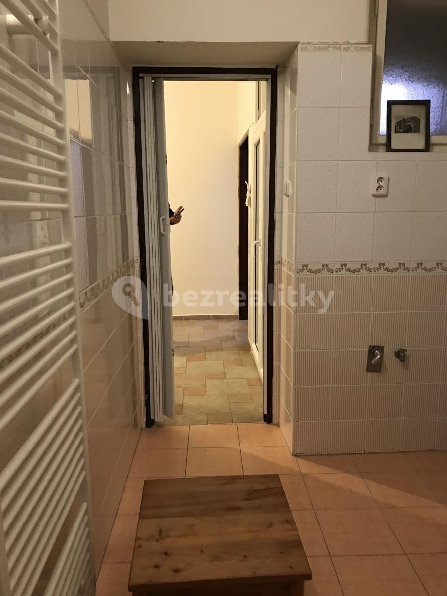 Pronájem bytu 3+kk 82 m², Komenského náměstí, Brandýs nad Labem-Stará Boleslav, Středočeský kraj Pronájem bytu 3+kk 82 m², Komenského náměstí, Brandýs nad Labem-Stará Boleslav, Středočeský kraj