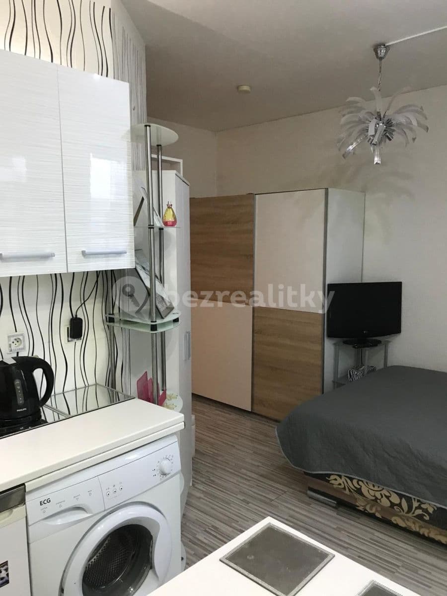 Pronájem bytu 1+kk 35 m², Koterovská, Plzeň, Plzeňský kraj Pronájem bytu 1+kk 35 m², Koterovská, Plzeň, Plzeňský kraj