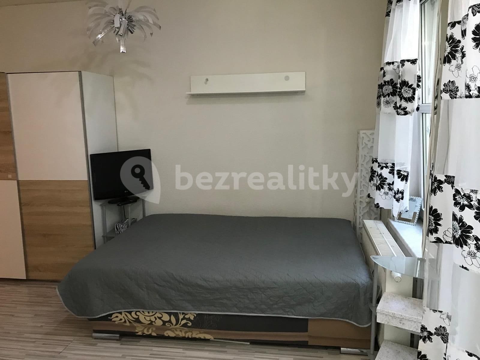Pronájem bytu 1+kk 35 m², Koterovská, Plzeň, Plzeňský kraj Pronájem bytu 1+kk 35 m², Koterovská, Plzeň, Plzeňský kraj