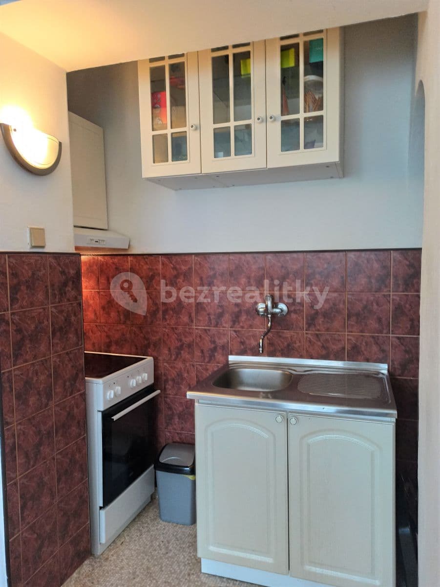 Pronájem bytu 1+kk 32 m², Dvacátého osmého pluku, Praha, Praha Pronájem bytu 1+kk 32 m², Dvacátého osmého pluku, Praha, Praha