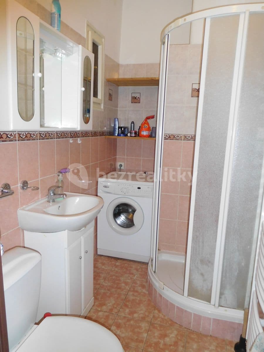 Pronájem bytu 1+kk 32 m², Dvacátého osmého pluku, Praha, Praha Pronájem bytu 1+kk 32 m², Dvacátého osmého pluku, Praha, Praha