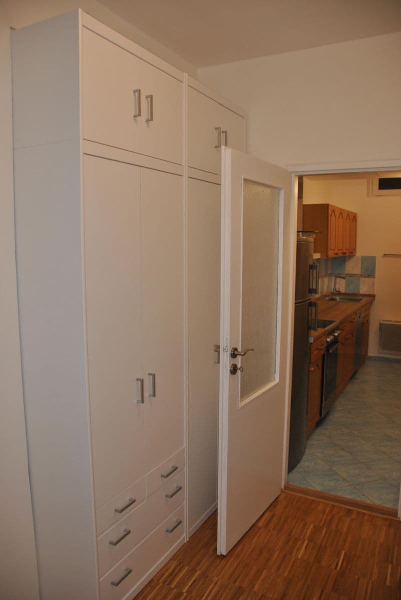 Pronájem bytu 1+1 35 m², U Hadovky, Praha, Praha Pronájem bytu 1+1 35 m², U Hadovky, Praha, Praha