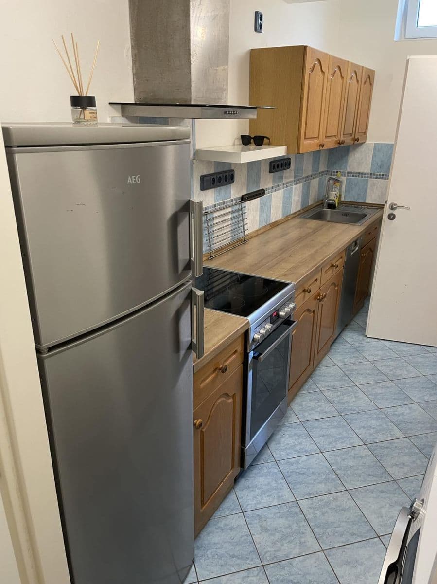 Pronájem bytu 1+1 35 m², U Hadovky, Praha, Praha Pronájem bytu 1+1 35 m², U Hadovky, Praha, Praha