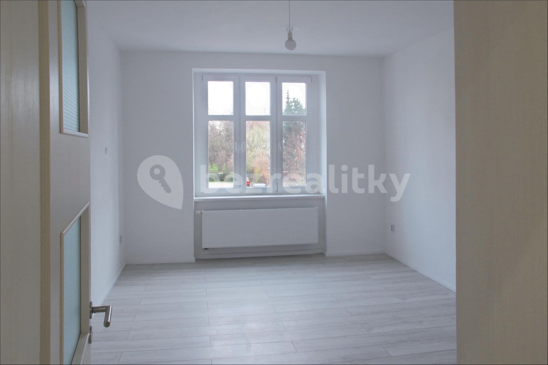 Pronájem bytu 2+kk 50 m², Saratovská, Praha, Praha Pronájem bytu 2+kk 50 m², Saratovská, Praha, Praha