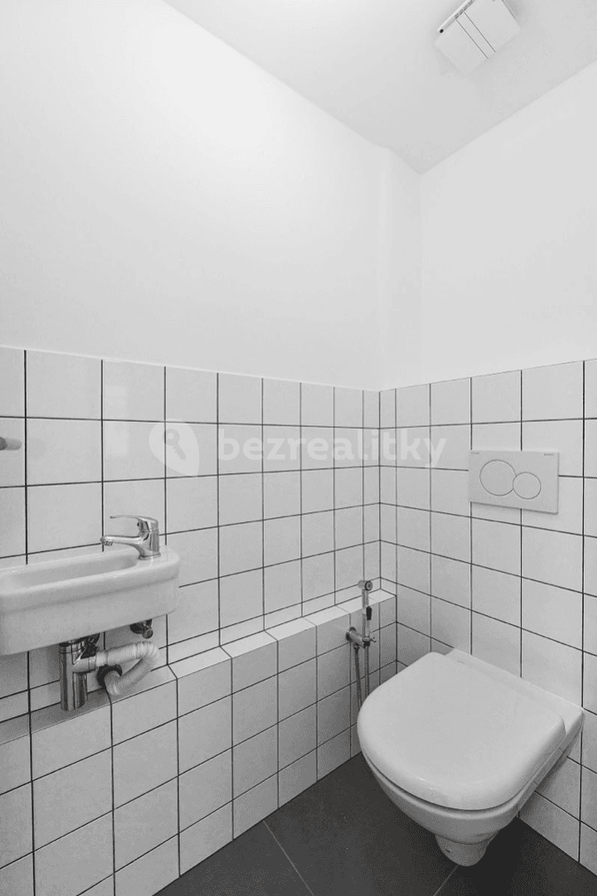 Pronájem bytu 3+1 68 m², Jankovcova, Praha, Praha Pronájem bytu 3+1 68 m², Jankovcova, Praha, Praha
