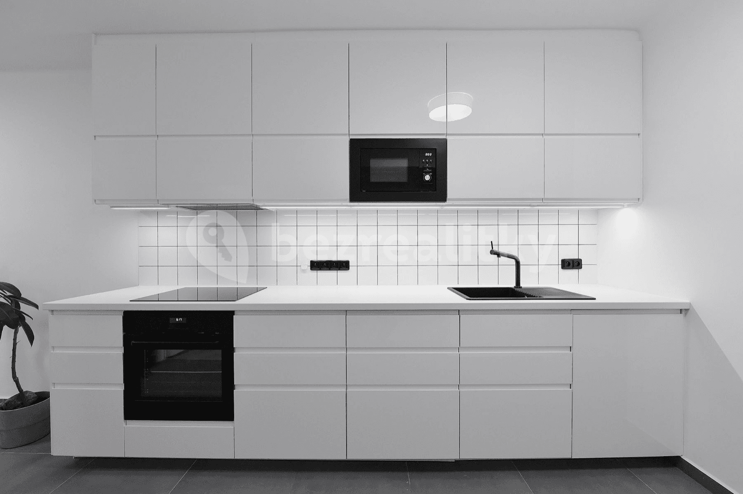 Pronájem bytu 3+1 68 m², Jankovcova, Praha, Praha Pronájem bytu 3+1 68 m², Jankovcova, Praha, Praha