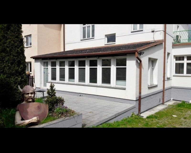 Pronájem bytu 2+kk 36 m², Pod Karlovarskou silnicí, Praha, Praha Pronájem bytu 2+kk 36 m², Pod Karlovarskou silnicí, Praha, Praha