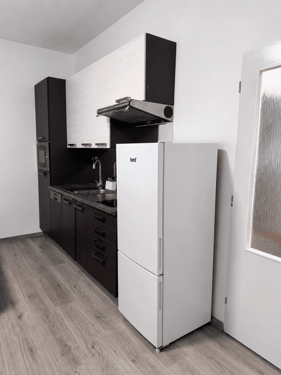 Pronájem bytu Garsoniéra 35 m², Krátká, Praha, Praha Pronájem bytu Garsoniéra 35 m², Krátká, Praha, Praha