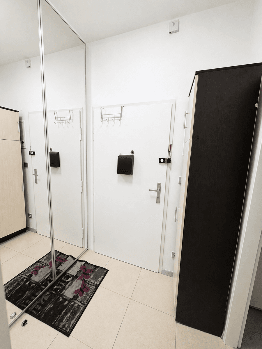 Pronájem bytu Garsoniéra 35 m², Krátká, Praha, Praha Pronájem bytu Garsoniéra 35 m², Krátká, Praha, Praha