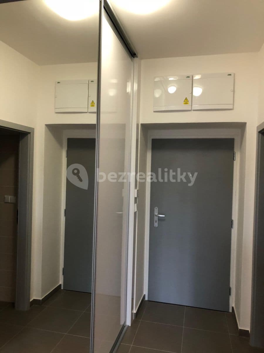 Pronájem bytu 2+kk 53 m², Jičínská, Mladá Boleslav, Středočeský kraj Pronájem bytu 2+kk 53 m², Jičínská, Mladá Boleslav, Středočeský kraj