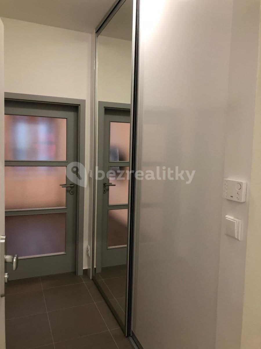 Pronájem bytu 2+kk 53 m², Jičínská, Mladá Boleslav, Středočeský kraj Pronájem bytu 2+kk 53 m², Jičínská, Mladá Boleslav, Středočeský kraj