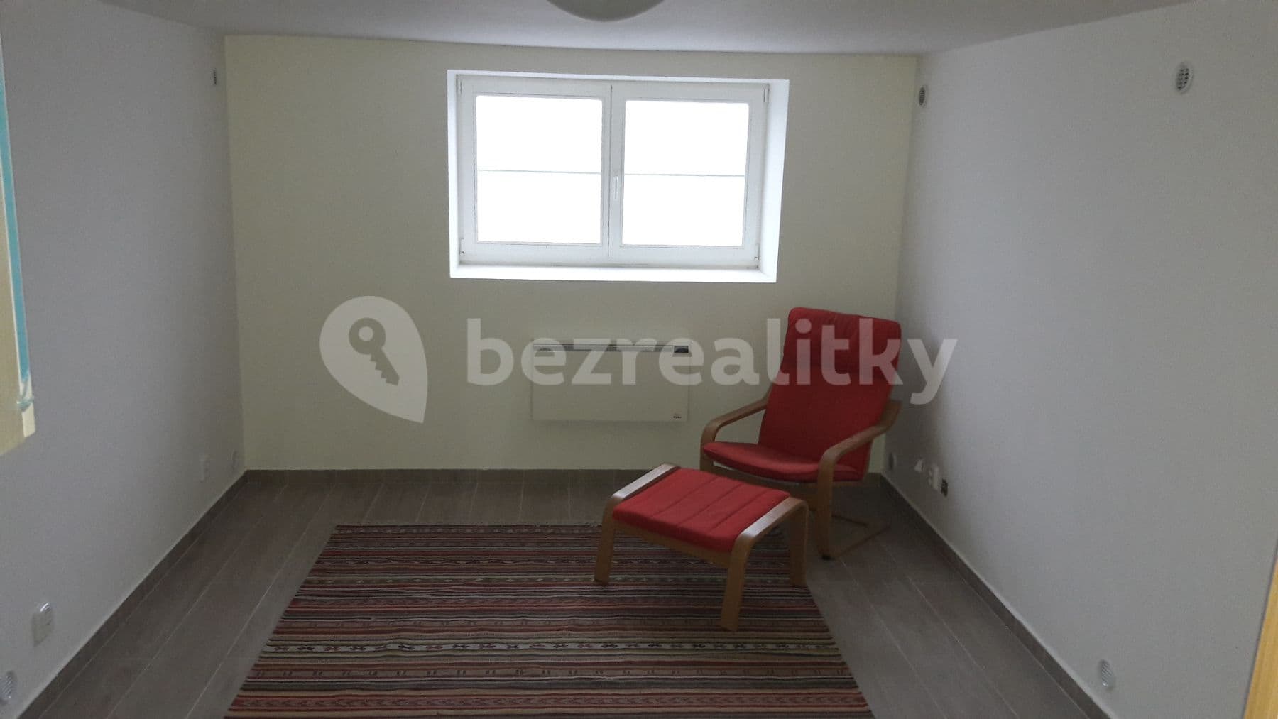 Pronájem bytu 1+kk 20 m², Šperlova, Praha, Praha Pronájem bytu 1+kk 20 m², Šperlova, Praha, Praha