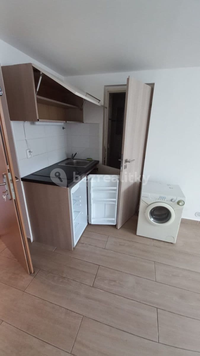 Pronájem bytu 1+kk 20 m², Šperlova, Praha, Praha Pronájem bytu 1+kk 20 m², Šperlova, Praha, Praha