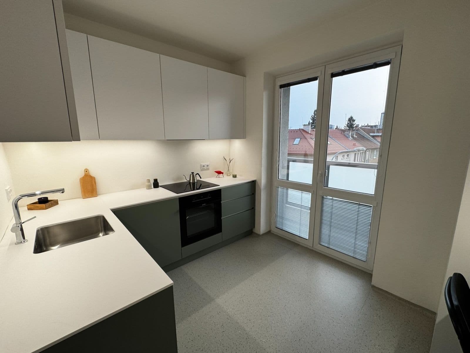 Pronájem bytu 3+1 75 m², Srbská, Brno, Jihomoravský kraj Pronájem bytu 3+1 75 m², Srbská, Brno, Jihomoravský kraj