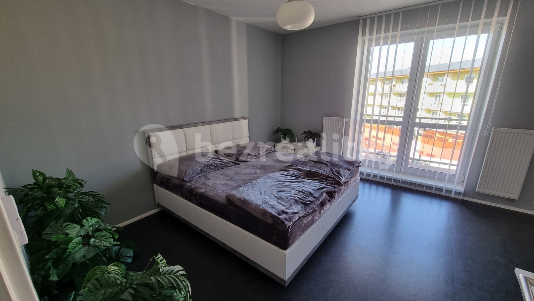 Pronájem bytu 1+kk 32 m², Brněnská Pole, Šlapanice, Jihomoravský kraj Pronájem bytu 1+kk 32 m², Brněnská Pole, Šlapanice, Jihomoravský kraj