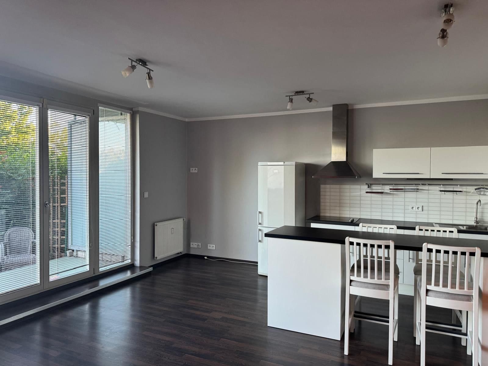 Pronájem bytu 2+kk 50 m², Na Vysočanských vinicích, Praha, Praha Pronájem bytu 2+kk 50 m², Na Vysočanských vinicích, Praha, Praha