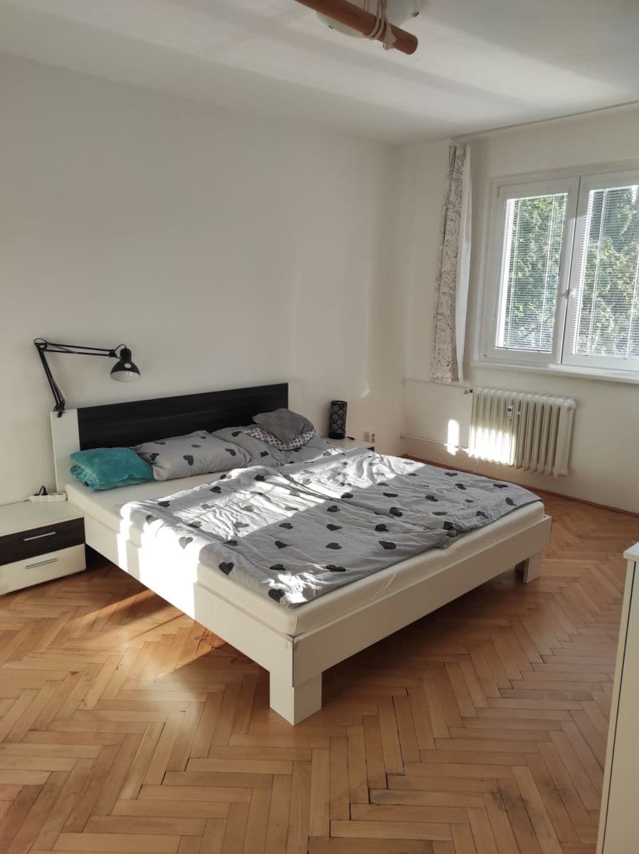 Pronájem bytu 2+1 55 m², Jílová, Brno, Jihomoravský kraj Pronájem bytu 2+1 55 m², Jílová, Brno, Jihomoravský kraj