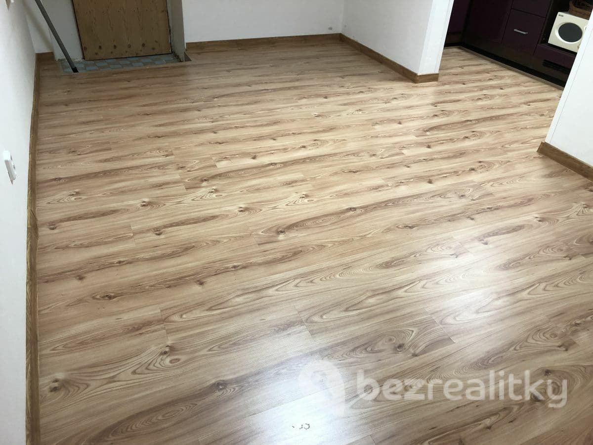 Pronájem bytu 1+kk 40 m², Ostravská, Hlučín, Moravskoslezský kraj Pronájem bytu 1+kk 40 m², Ostravská, Hlučín, Moravskoslezský kraj