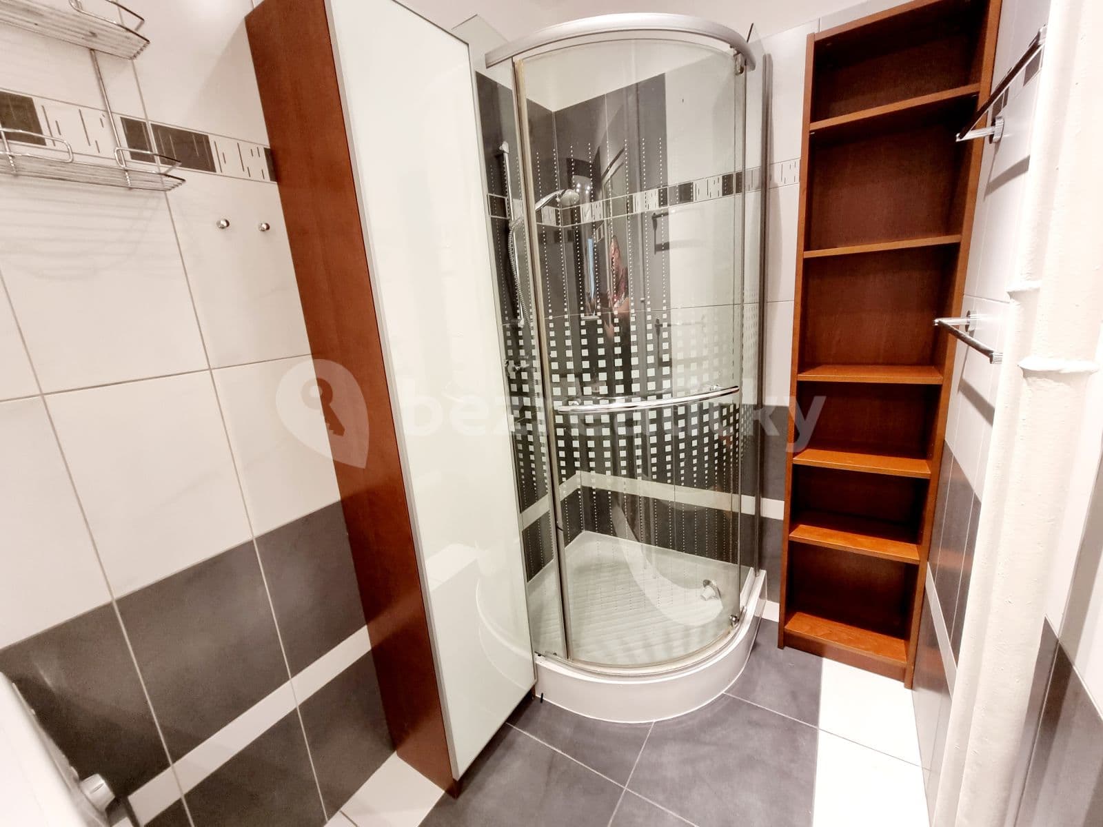 Pronájem bytu 2+kk 54 m², Bělocerkevská, Praha, Praha Pronájem bytu 2+kk 54 m², Bělocerkevská, Praha, Praha