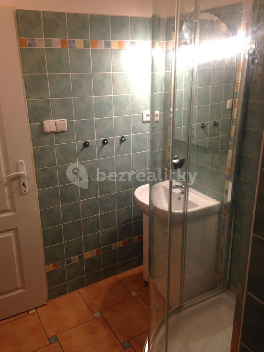 Pronájem bytu 3+1 72 m², Nekvasilova, Praha, Praha Pronájem bytu 3+1 72 m², Nekvasilova, Praha, Praha