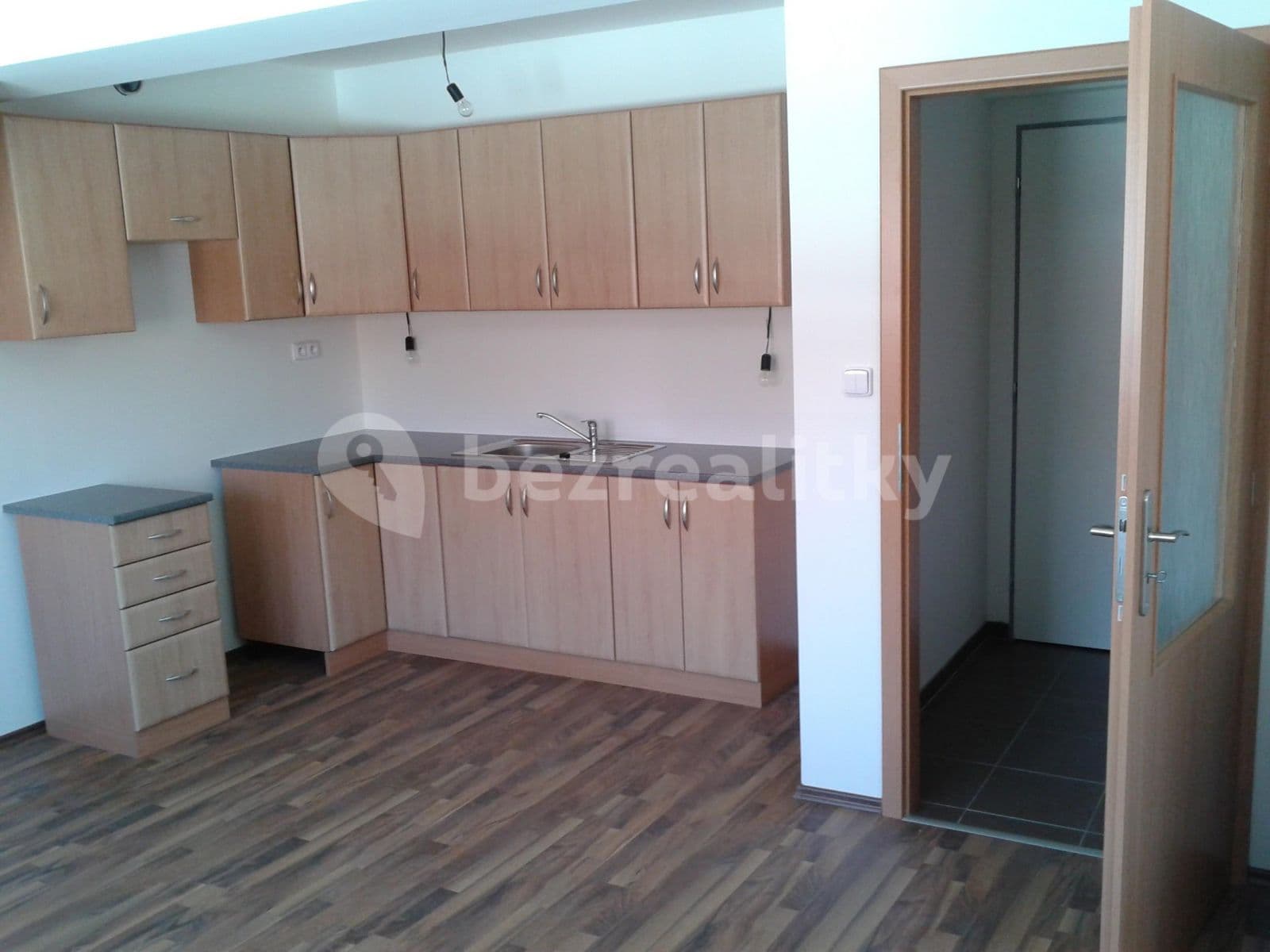 Pronájem bytu 2+kk 39 m², Fráni Kopečka, Znojmo, Jihomoravský kraj Pronájem bytu 2+kk 39 m², Fráni Kopečka, Znojmo, Jihomoravský kraj