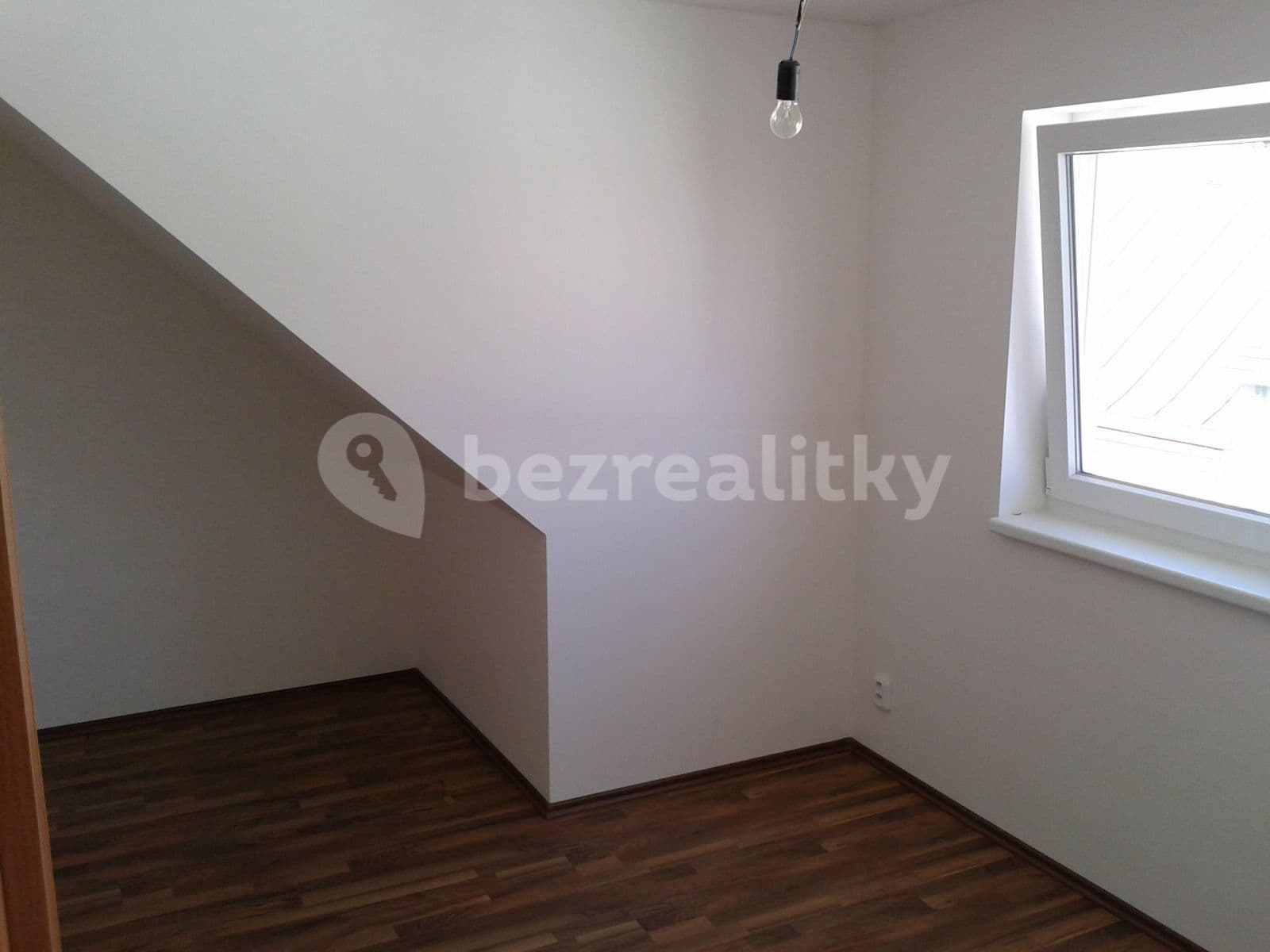 Pronájem bytu 2+kk 39 m², Fráni Kopečka, Znojmo, Jihomoravský kraj Pronájem bytu 2+kk 39 m², Fráni Kopečka, Znojmo, Jihomoravský kraj