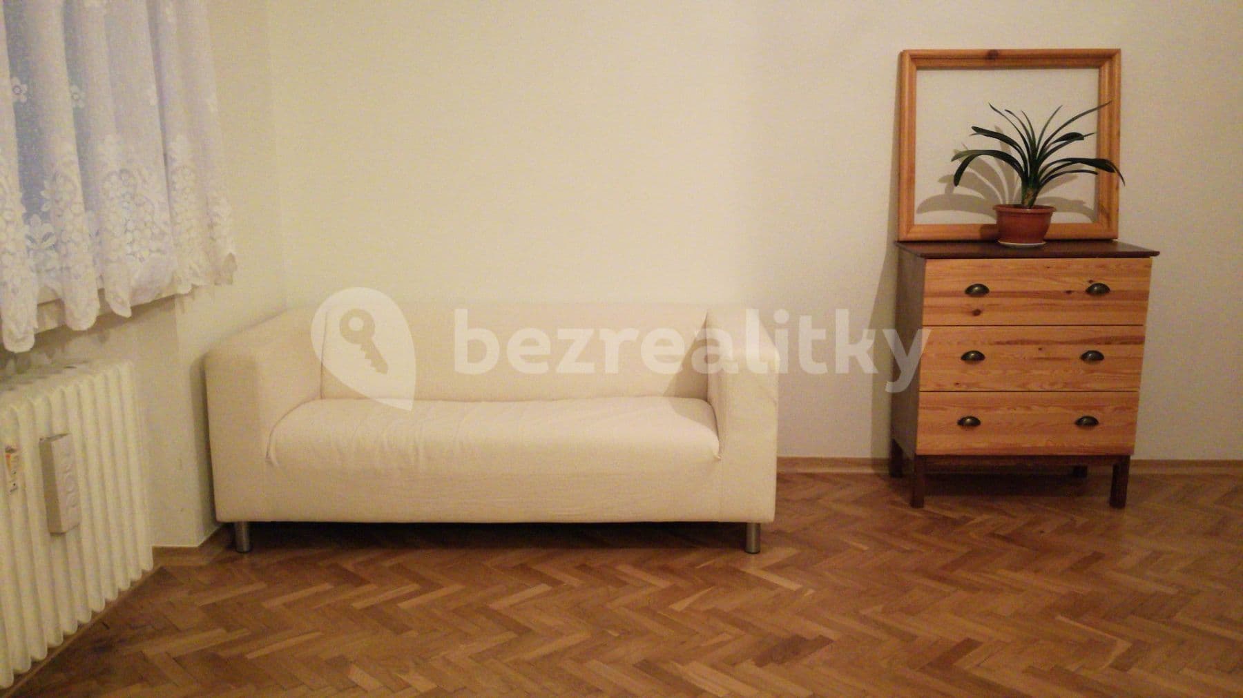 Pronájem bytu 1+1 32 m², Lucemburská, Praha, Praha Pronájem bytu 1+1 32 m², Lucemburská, Praha, Praha