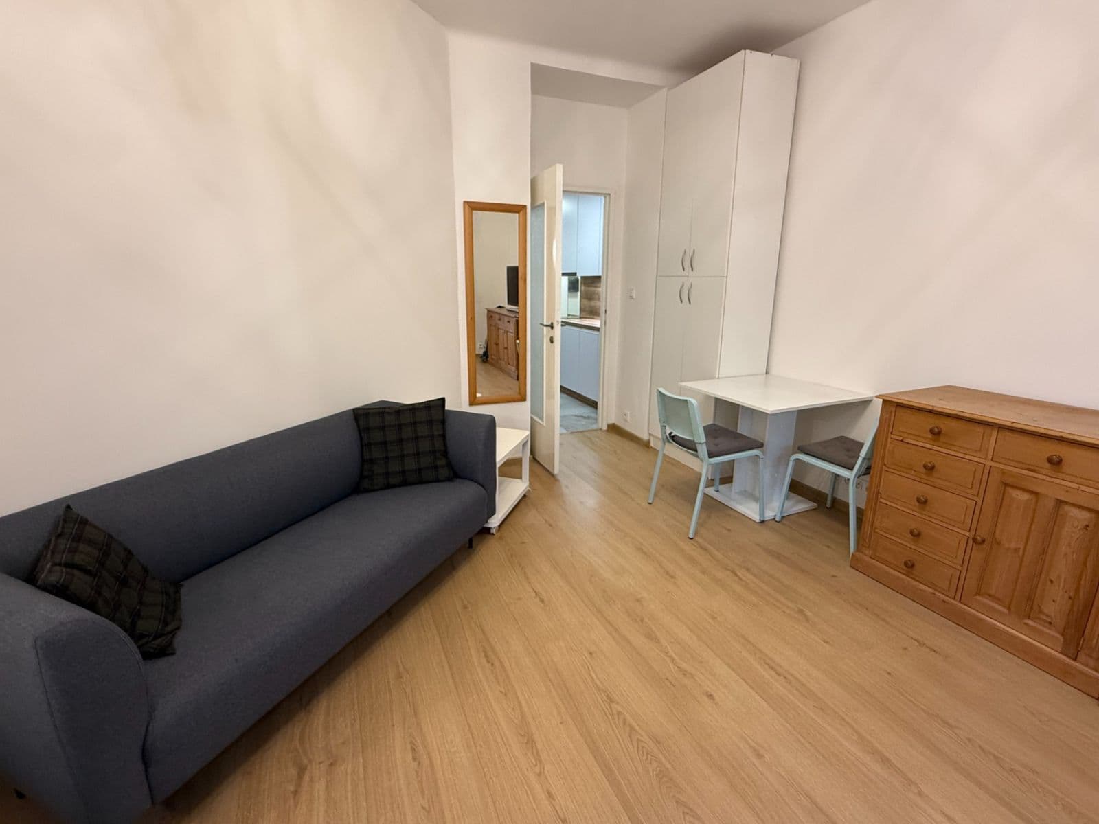 Pronájem bytu 1+kk 35 m², Kafkova, Praha, Praha Pronájem bytu 1+kk 35 m², Kafkova, Praha, Praha
